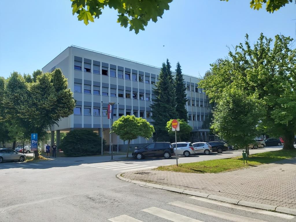 PRAVNA IGRA MAČKE I MIŠA: Suđenje za silovanje životinja odgođeno, novinarima pristup zabranjen